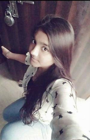 Young Cutie Topless Desi_6.jpg
